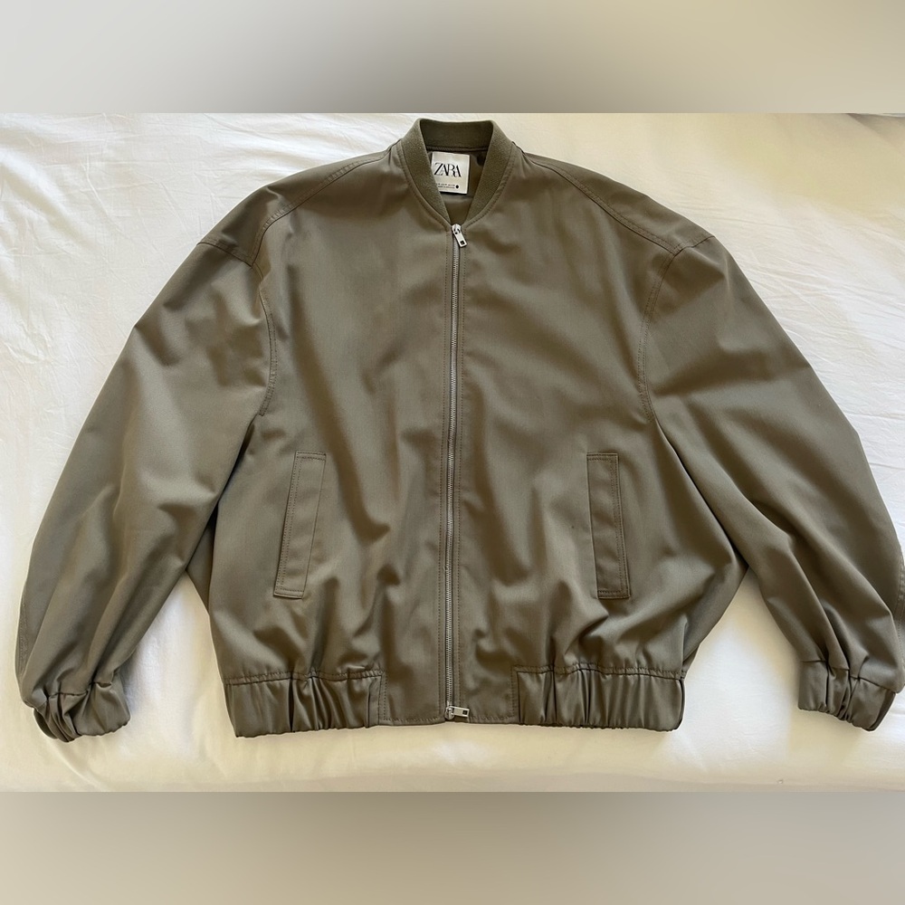Zara Women’s Khaki Bomber Jacket in Medium